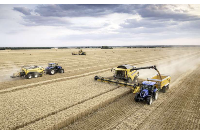 New Holland Tractoren: Krachtige Partners voor Elke Uitdaging